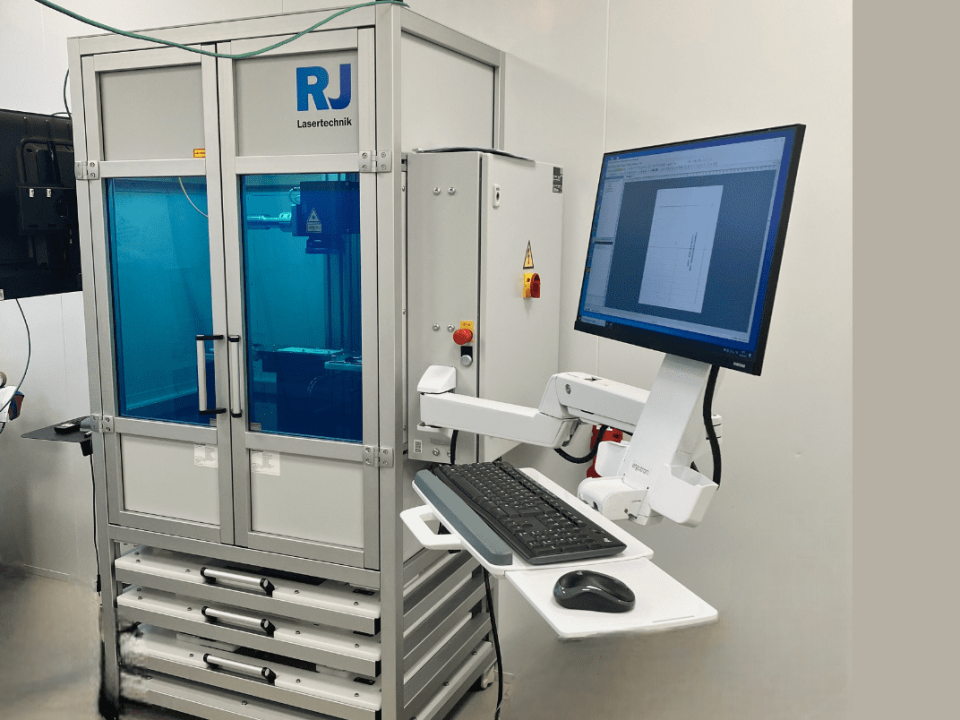 Innovative error prevention: Laser marking system optimizes cleanroom production